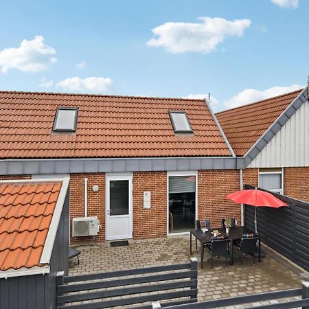 Amazing Home In Hvide Sande With Wifi Bjerregård Extérieur photo